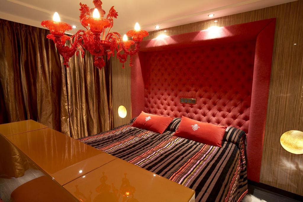 Hotel Heer Hugo เฮียร์ฮูโควาร์ด ภายนอก รูปภาพ