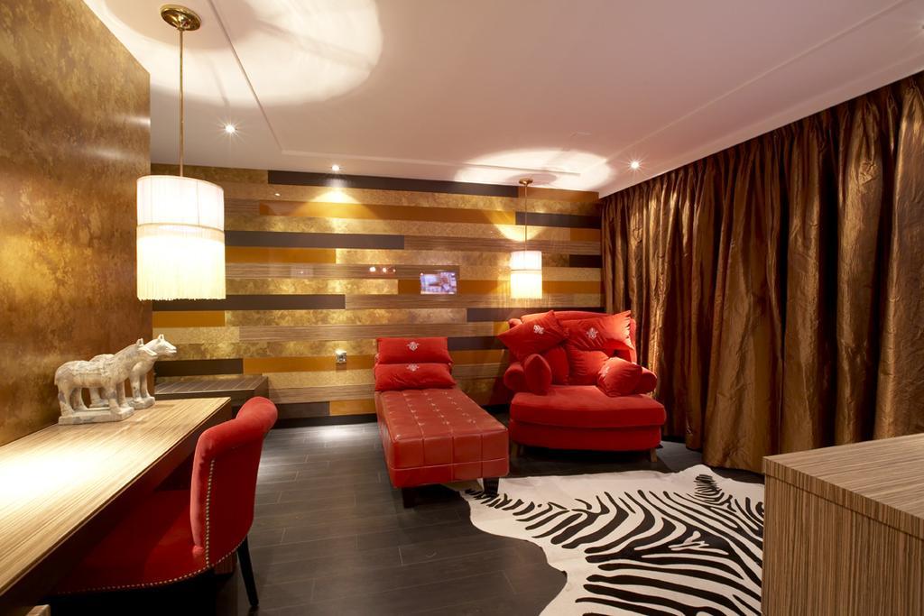 Hotel Heer Hugo เฮียร์ฮูโควาร์ด ภายนอก รูปภาพ