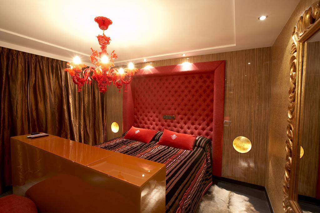 Hotel Heer Hugo เฮียร์ฮูโควาร์ด ภายนอก รูปภาพ